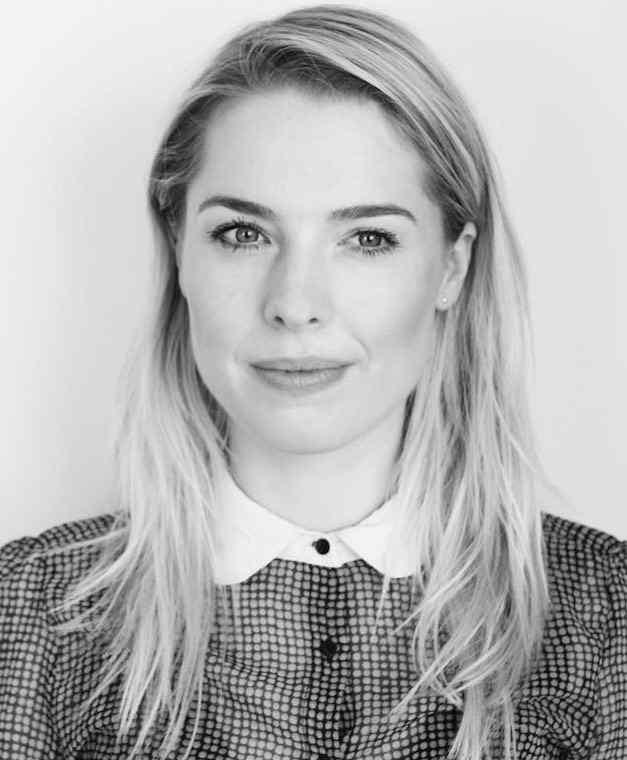 Headshot of Olivia Sophie van Leeuwen in black and white